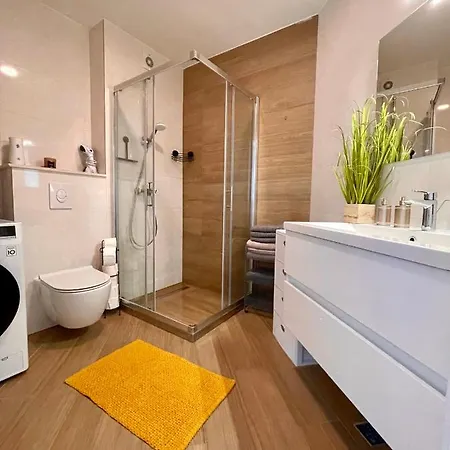 Lejlighed Apartament Bedi-vi *